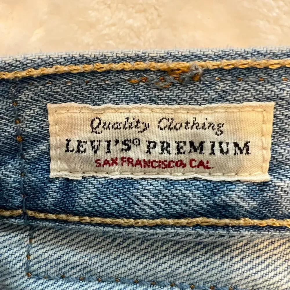 Vintage Levi's 501 Button Fly‎ Women's Distressed Straight Denim Jeans 27x28